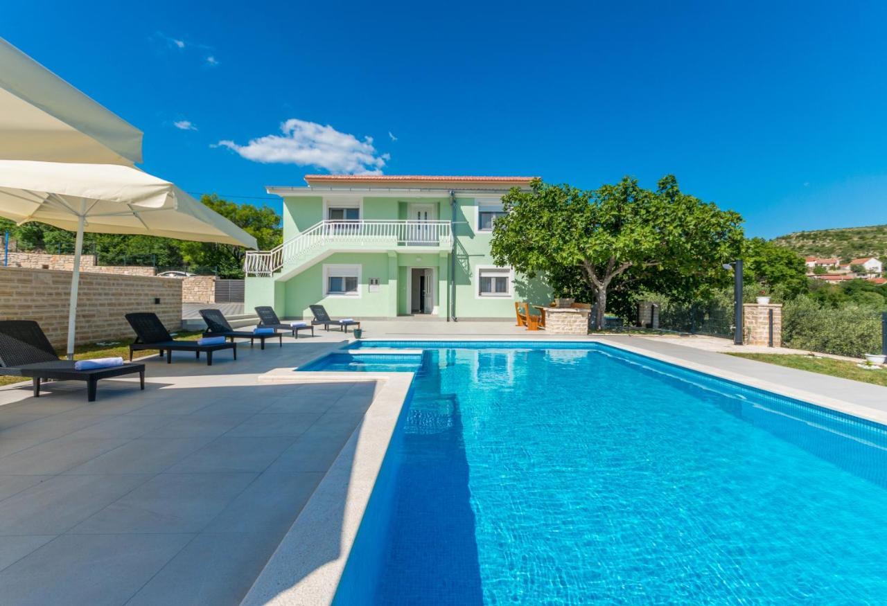 Poolincluded - Holiday Home Maslina Lisane Ostrovicke Exteriér fotografie